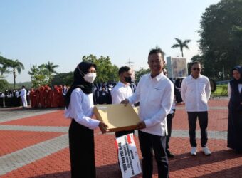 Siswa Bidiksiba Mendapatkan Beasiswa PTBA